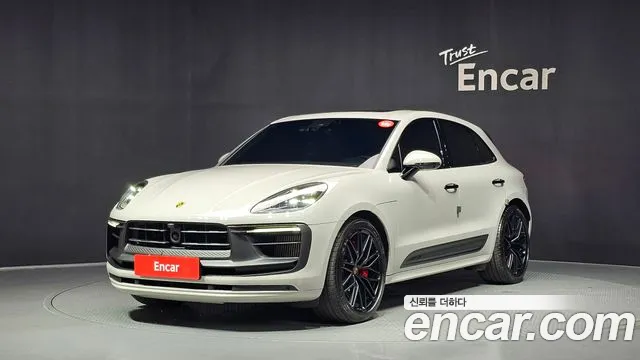 Porsche Macan 2024, 7 753 км — фото