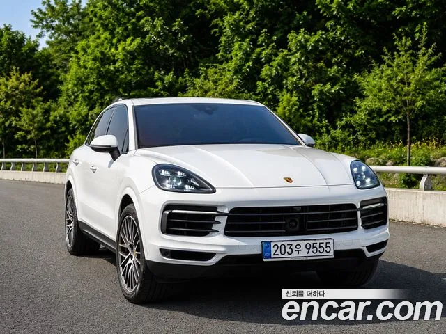 Porsche Cayenne 2022, 15 860 км — фото