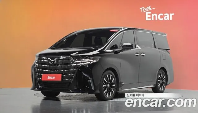 Toyota Alphard 2025, 9 469 км — фото