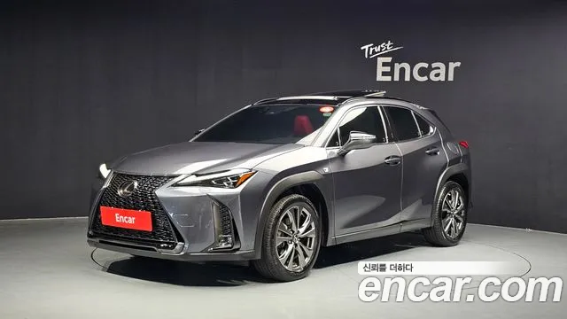 Lexus UX 2023, 15 758 км — фото