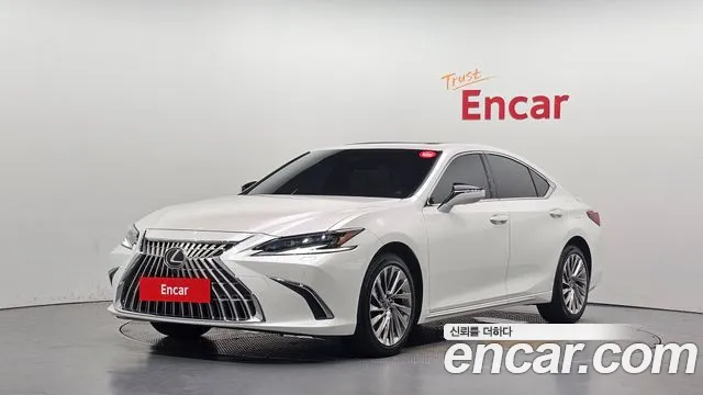 Lexus ES 2025, 16 083 км — фото
