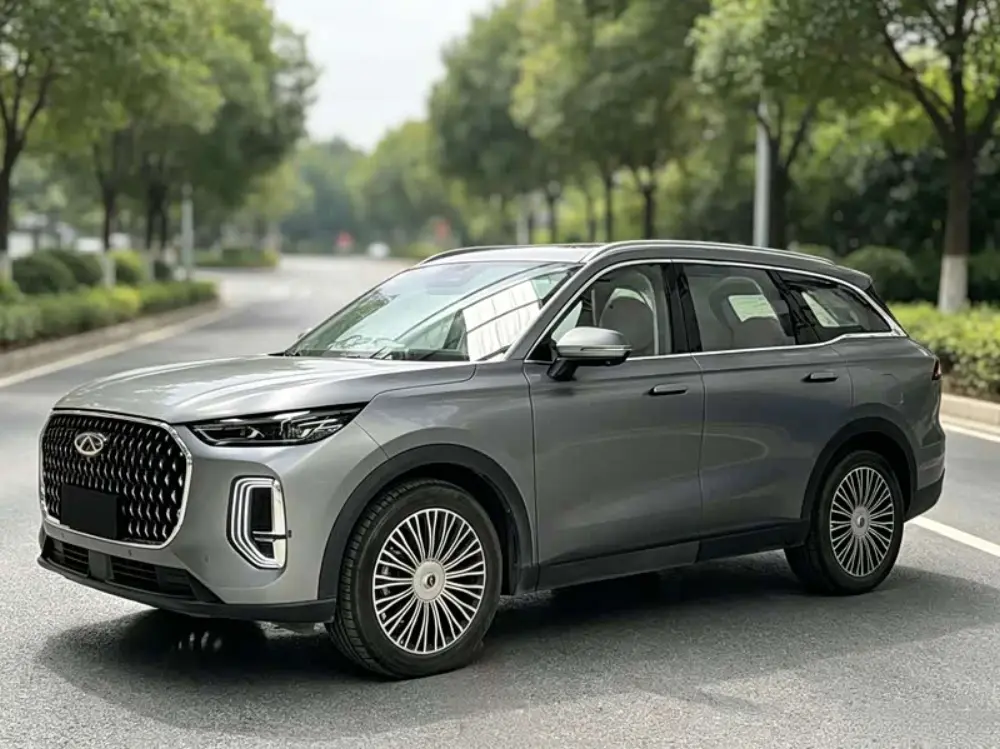 Chery Tiggo 8L 2025, 13 000 км — фото