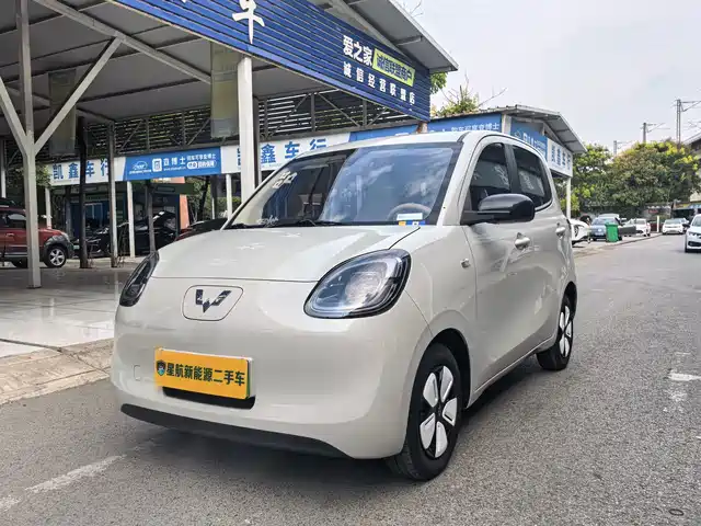 Wuling Hongguang Mini EV 2025, 10 000 км — фото
