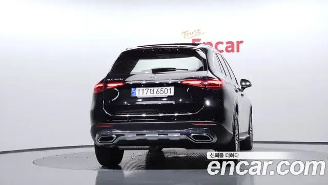 Mercedes-Benz GLC-Class 2023 — фото 4