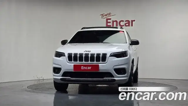 Jeep Cherokee 2021 — фото 3