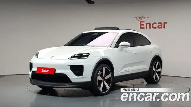 Porsche Macan 2025