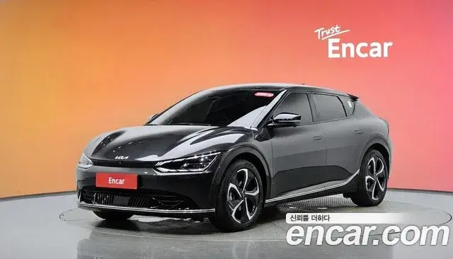 Kia EV6 2022 — фото 2