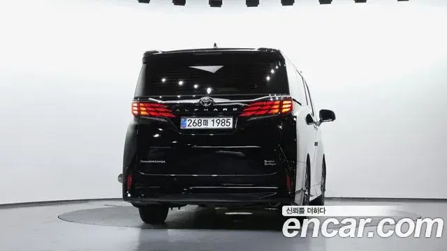 Toyota Alphard 2025 — фото 4
