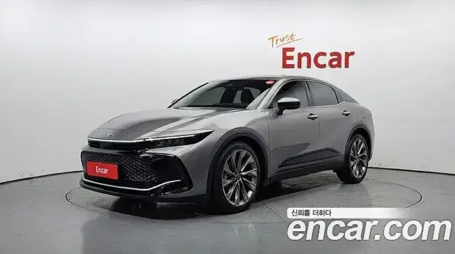 Toyota Crown 2023