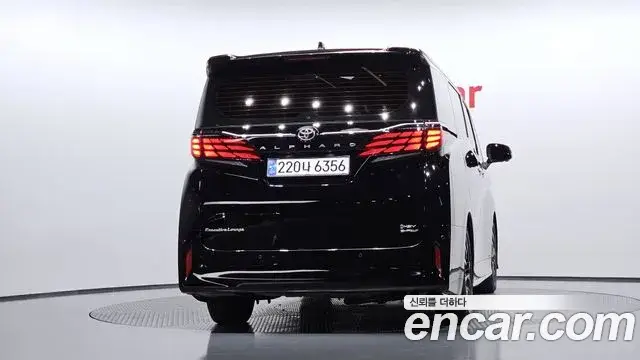 Toyota Alphard 2024 — фото 4