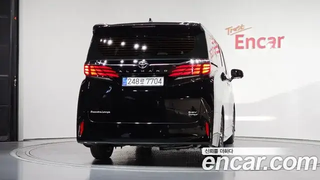 Toyota Alphard 2024 — фото 4