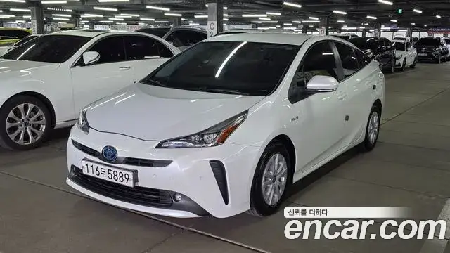 Toyota Prius 2021 — фото 2