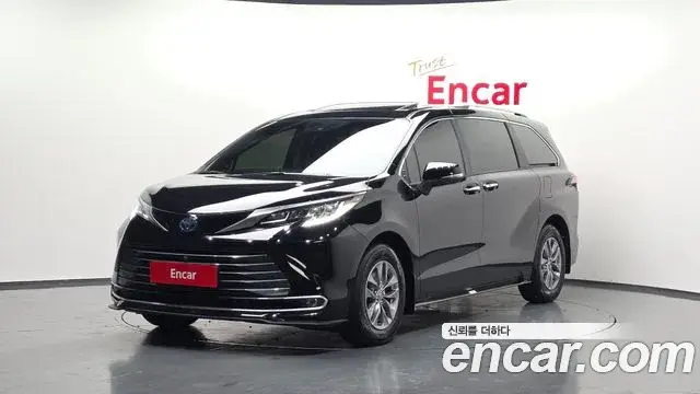 Toyota Sienna 2024