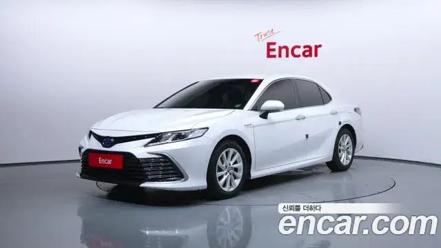 Toyota Camry 2023