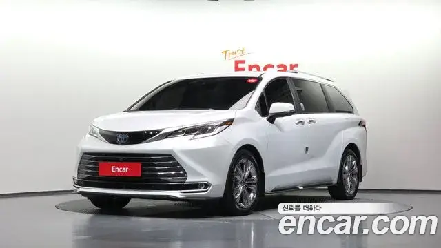Toyota Sienna 2022