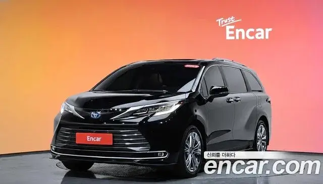 Toyota Sienna 2023