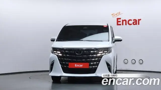 Toyota Alphard 2024 — фото 3