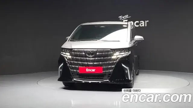 Toyota Alphard 2025 — фото 3