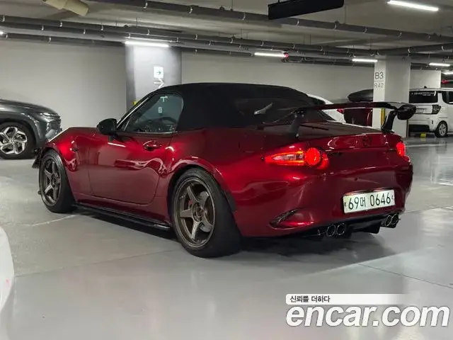 Mazda MX-5 Miata 2021 — фото 4