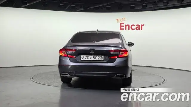 Honda Accord 2021 — фото 4