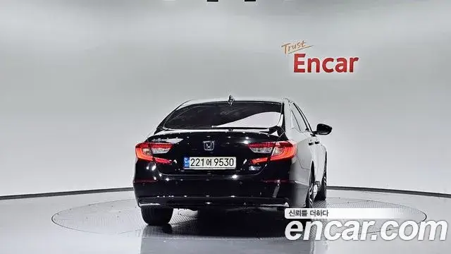 Honda Accord 2021 — фото 4