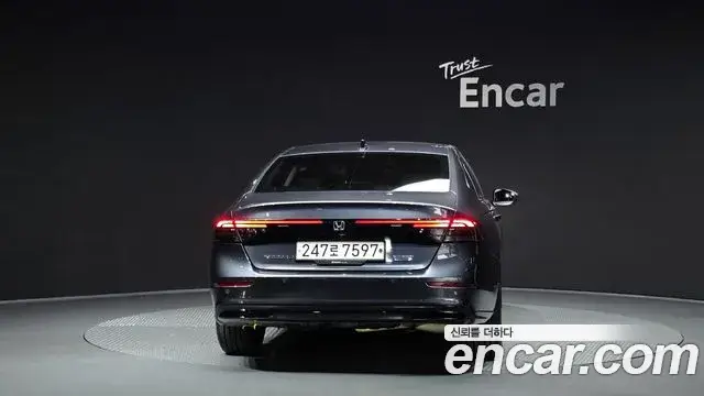 Honda Accord 2023 — фото 4