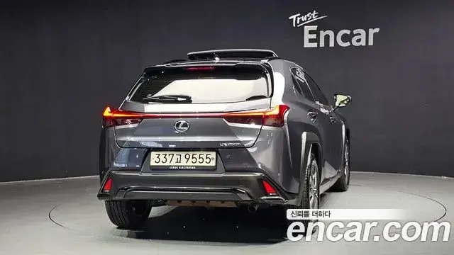 Lexus UX 2023 — фото 4