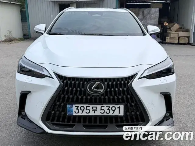 Lexus NX 2026