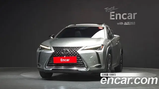 Lexus UX 2023 — фото 3