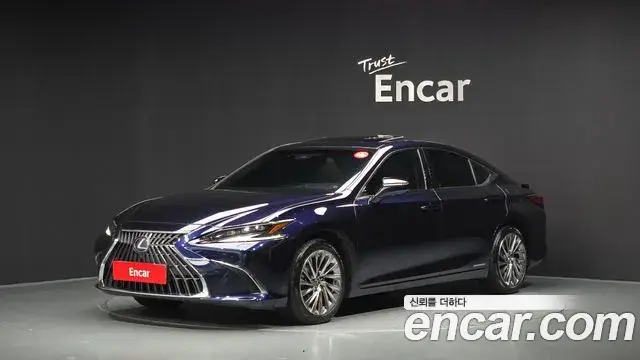 Lexus ES 2021
