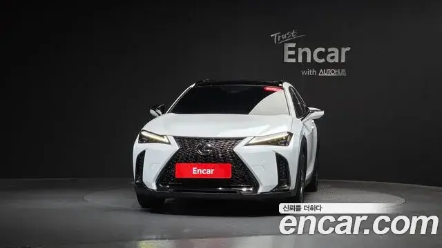Lexus UX 2023 — фото 3