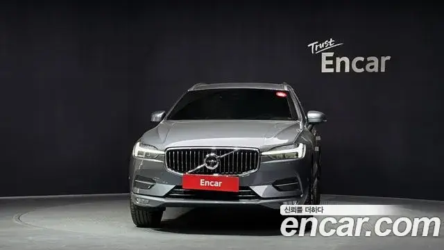 Volvo XC60 2021 — фото 3