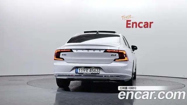 Volvo S90 2023 — фото 4