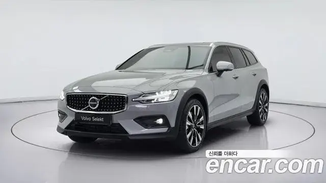 Volvo V60 2024