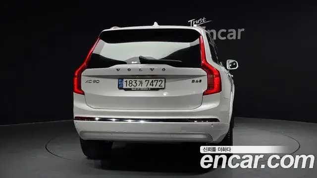Volvo XC90 2022 — фото 4