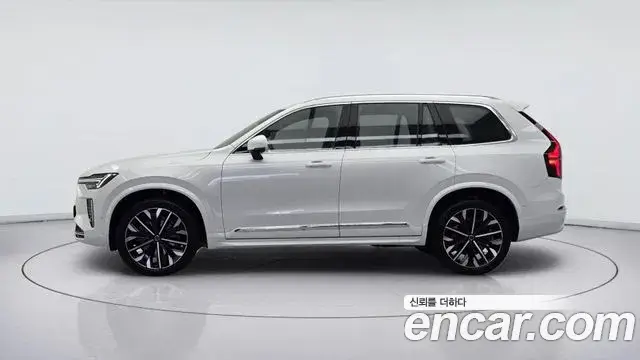 Volvo XC90 2026 — фото 3