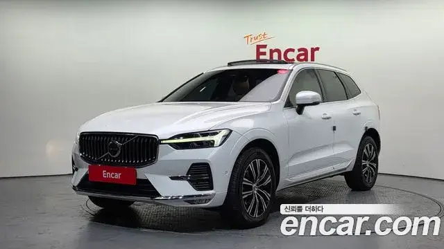 Volvo XC60 2022 — фото 2