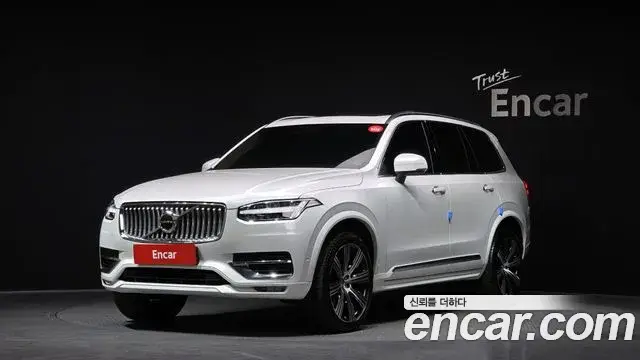 Volvo XC90 2022 — фото 2