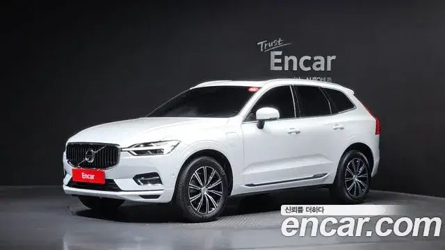 Volvo XC60 2021 — фото 2