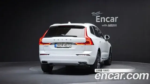 Volvo XC60 2021 — фото 4