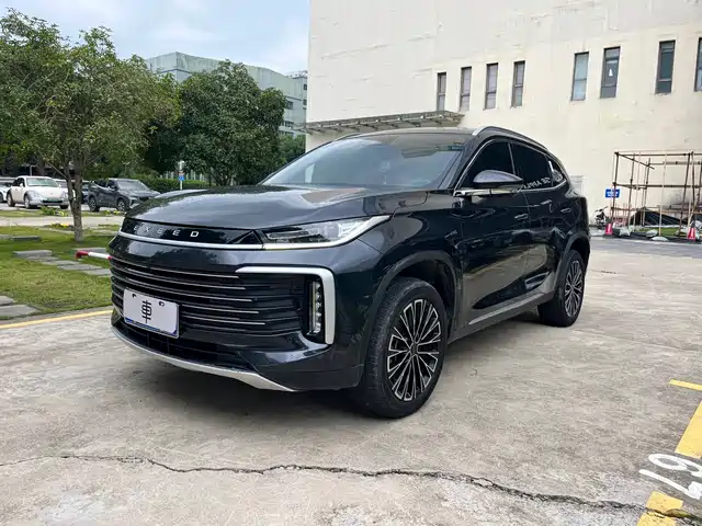 Exeed TX 2025