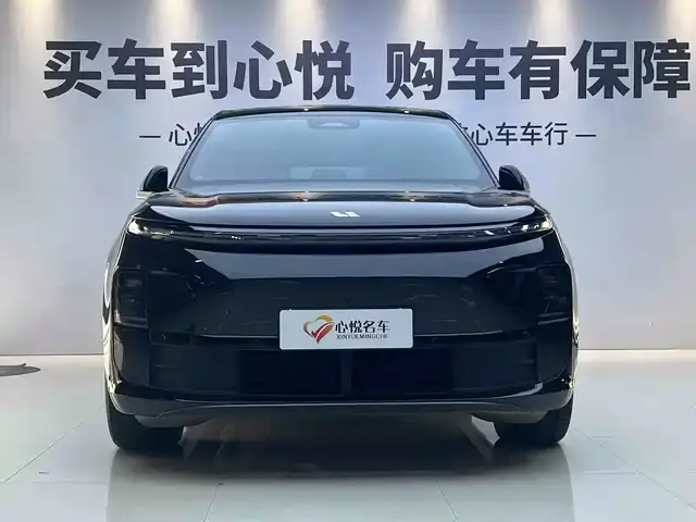 Li Auto L6 2024