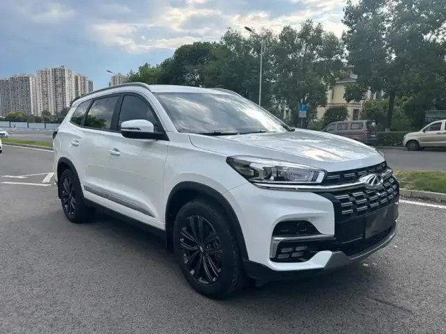 Chery Tiggo 8 2023 — фото 3