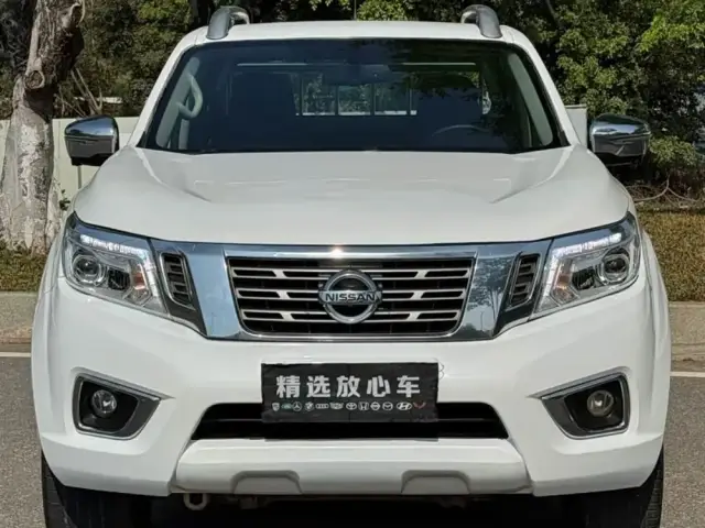 Nissan Navara 2022 — фото 2