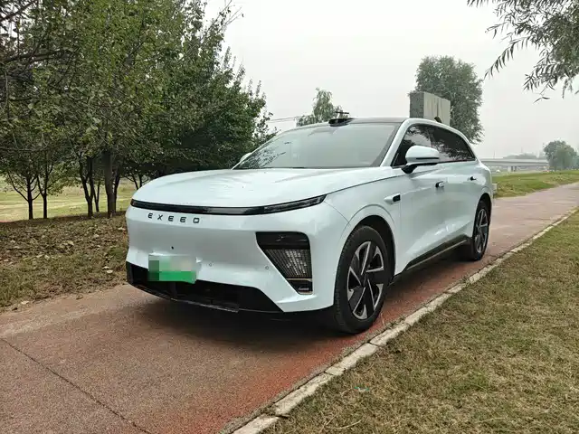 Exeed Exlantix 2024