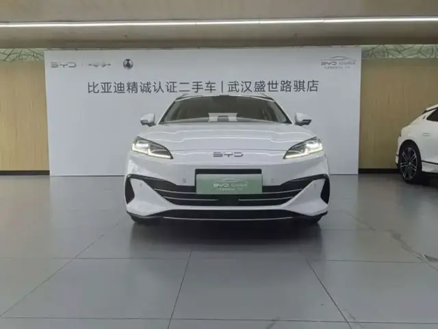 BYD Seal 06 DM-i 2025 — фото 2