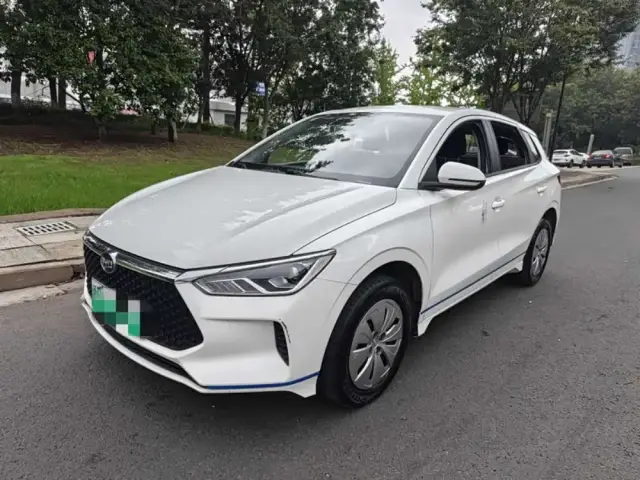 BYD e2 2022